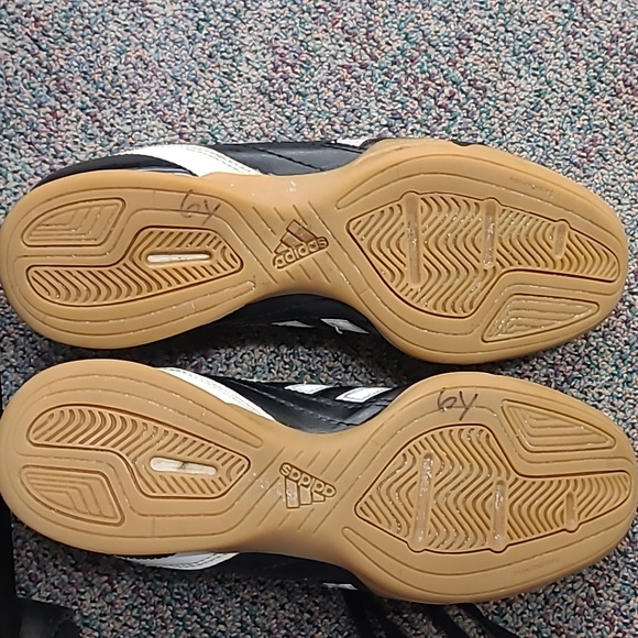 RARE Adidas Davicto IV Black Leather White Gum  Mens Indoor Shoe - Picture 5 of 8